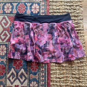Size 12 L Lululemon Skirt
